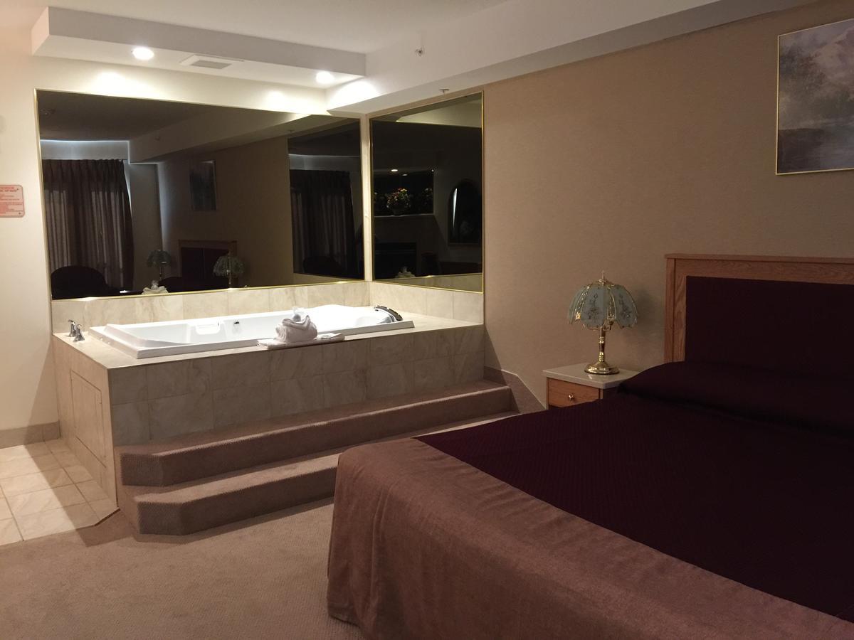New Imperial Suites Уайткорт Экстерьер фото